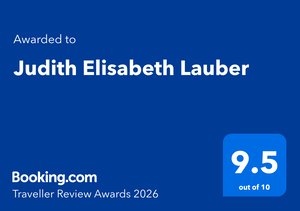 Traveller Review Award